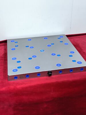 OEM 18KN 잠금 힘 5 축 CNC 클램핑 고정 CNC 작업 홀딩 고정 제조 라인에서 작업 조각 안정성 및 클램핑을 제공합니다