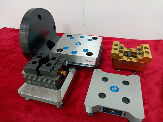 스틸 CNC 밀링 머신 클램핑 0.005mm 축 클램프 SK96-S195