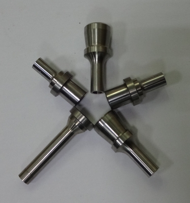 부동태화 정밀도 CNC 기계로 가공 부속 CAE 150mm는 12를 주문을 받아서 만들었습니다