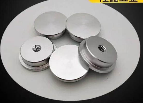 주문을 받아서 만들어진 티타늄 강철 CNC 기계로 가공 부속 SS304 나사 M2 M3 M4 M5