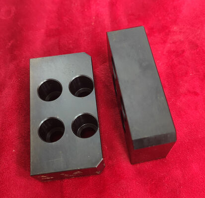 18KN 잠금 힘과 0.005mm 반복 정확성을 가진 수동 잠금 축 고정 장치