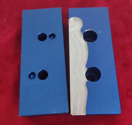 18KN 잠금 힘과 0.005mm 반복 정확성 CNC 가공을위한 경화 된 강철 축 고정 장치