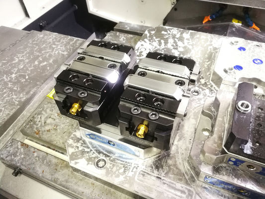 Cnc 축융기 75150D를 위한 가동 가능한 제4 축선 정착물/축 바이스